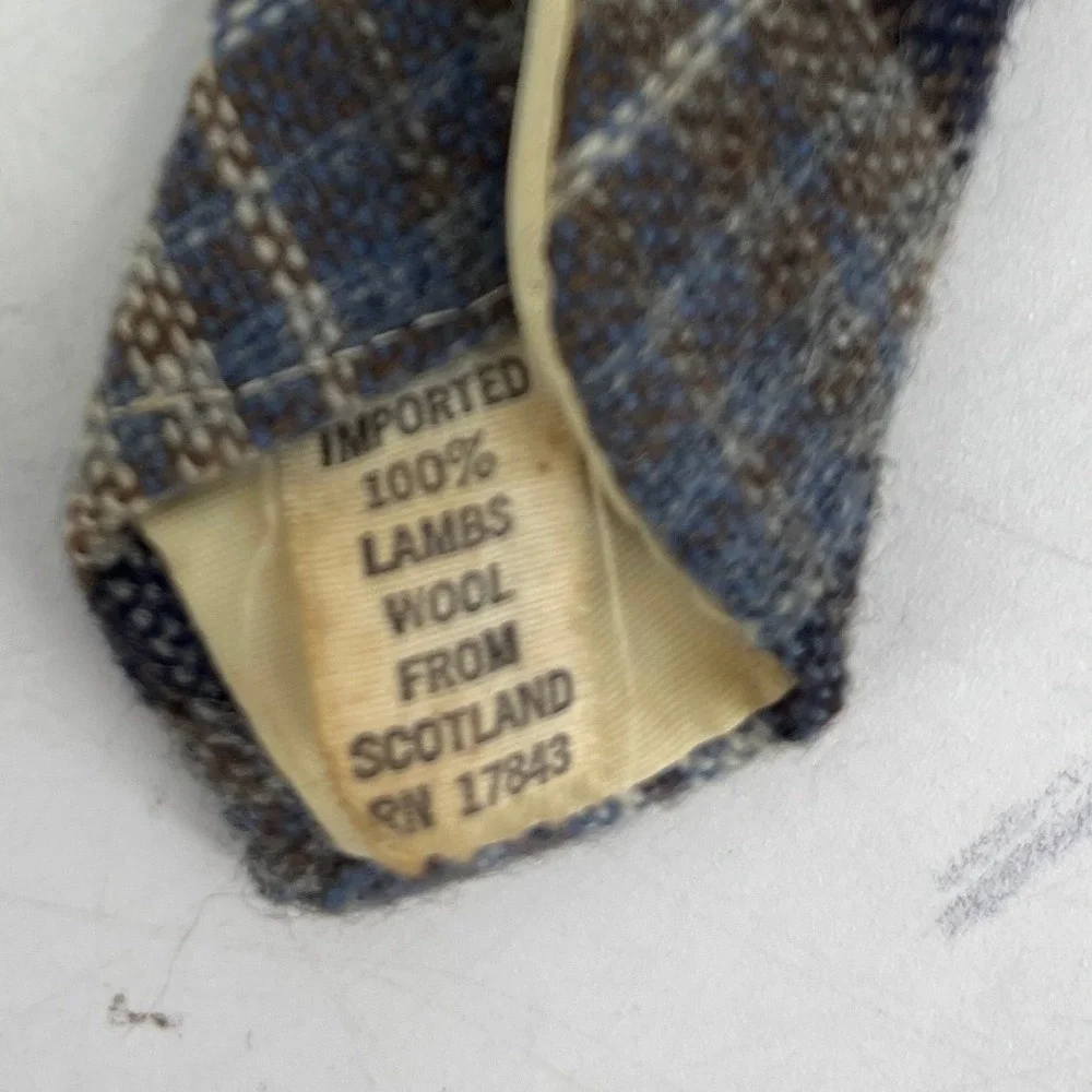 Macy's Mens Store‎ Blue Plaid 100% Lambswool Tie Scotland 58x3 Vintage